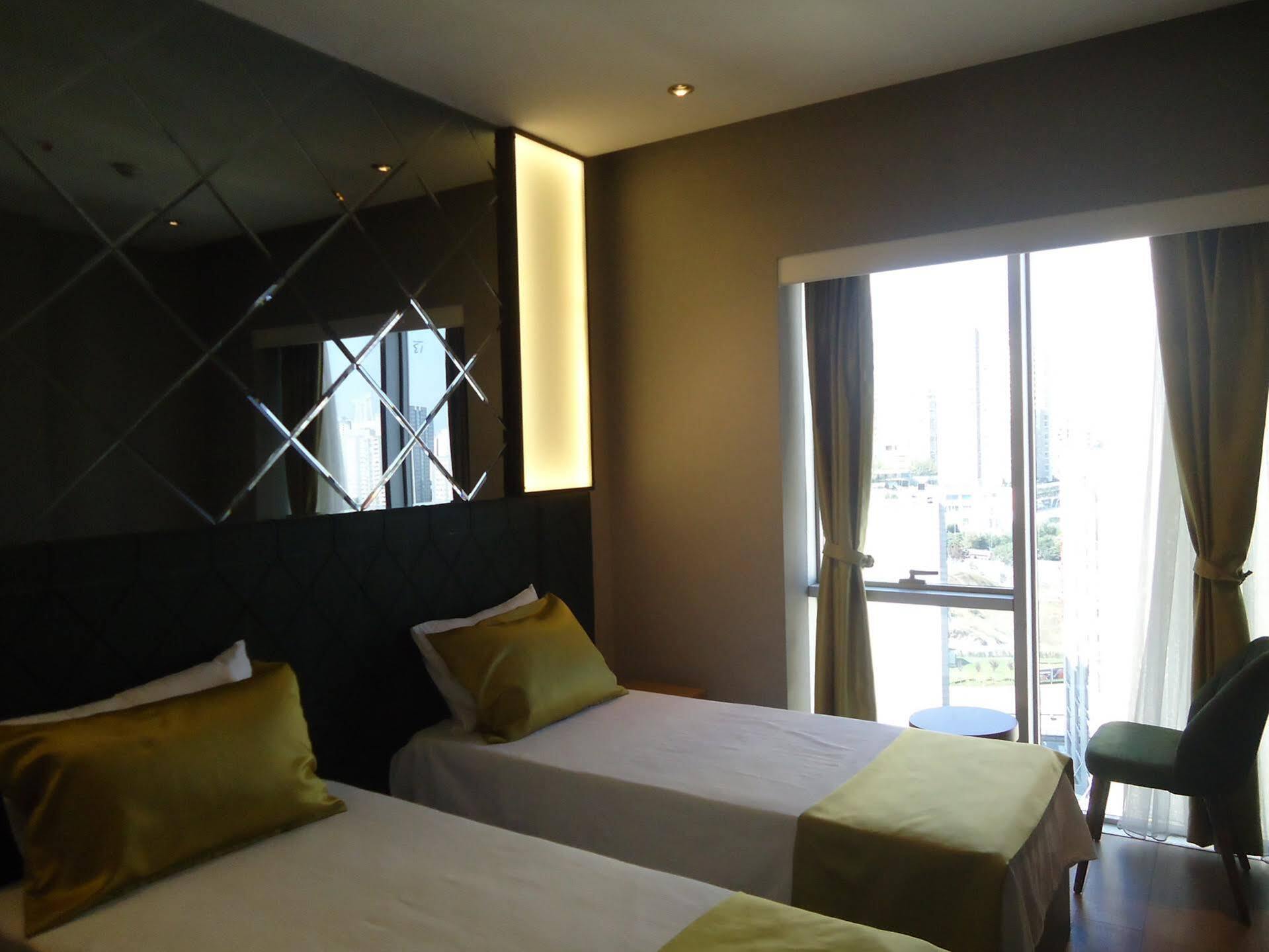 Atacity Hotel Isztambul Kültér fotó